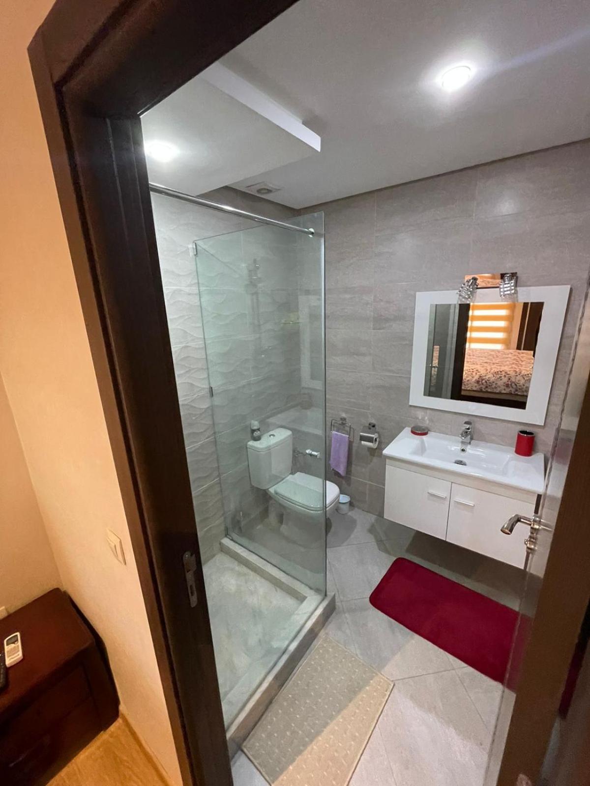 Apartment Center Flat With 2 Pools Marrakesch