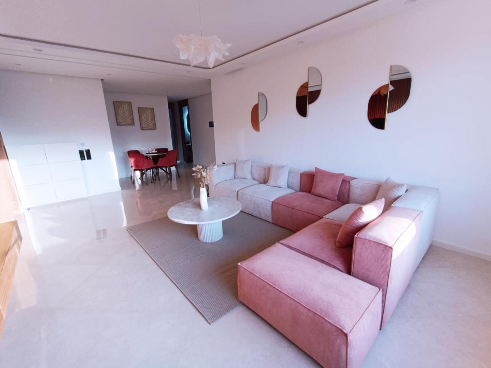 Appartement Les 3 Collines - Grand Moderne A Gueliz Avec Vue Et Confort Premium