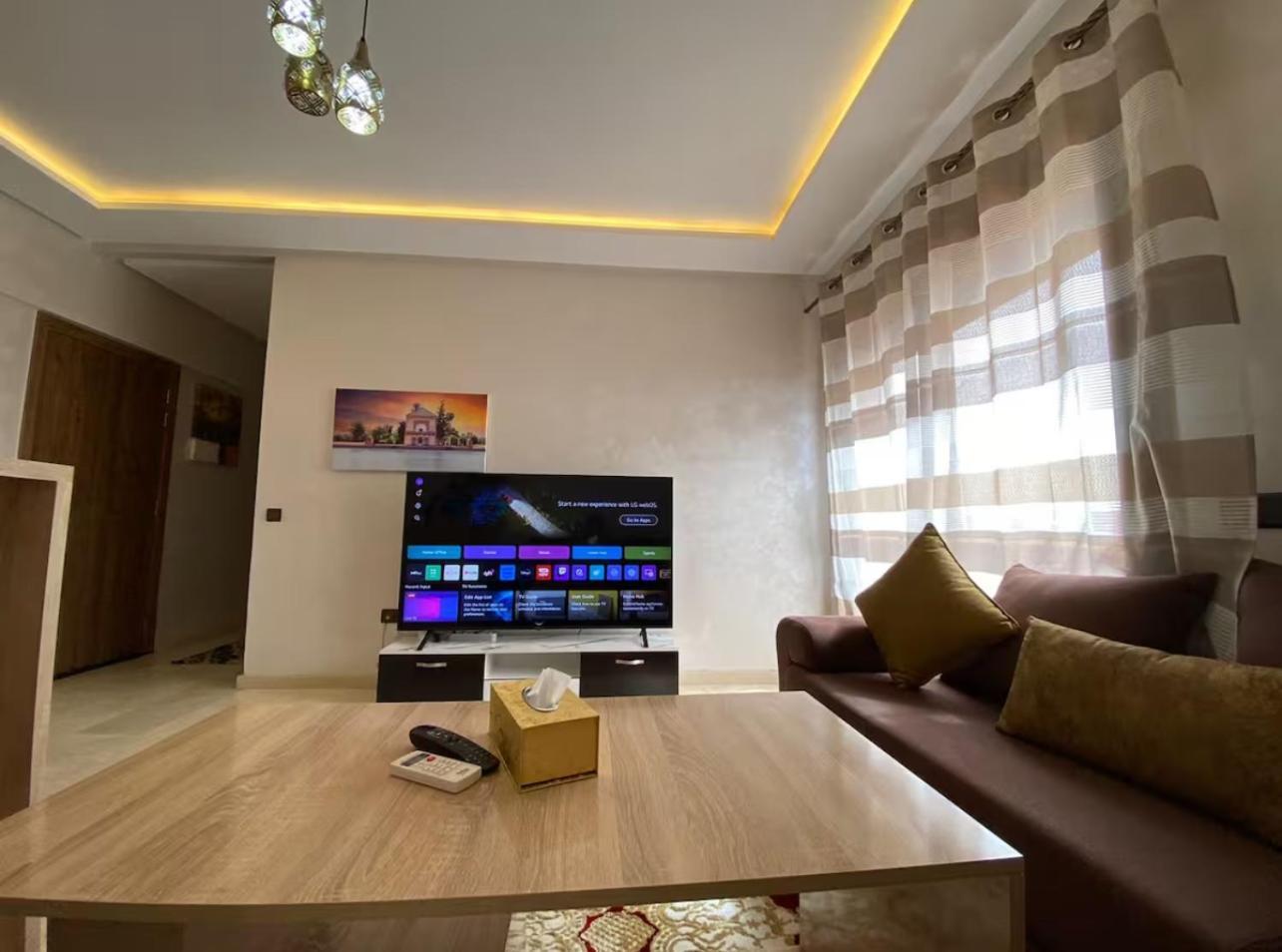 Appartement Luxury With Pool, Parking And 24h Security , Marrakech Center *