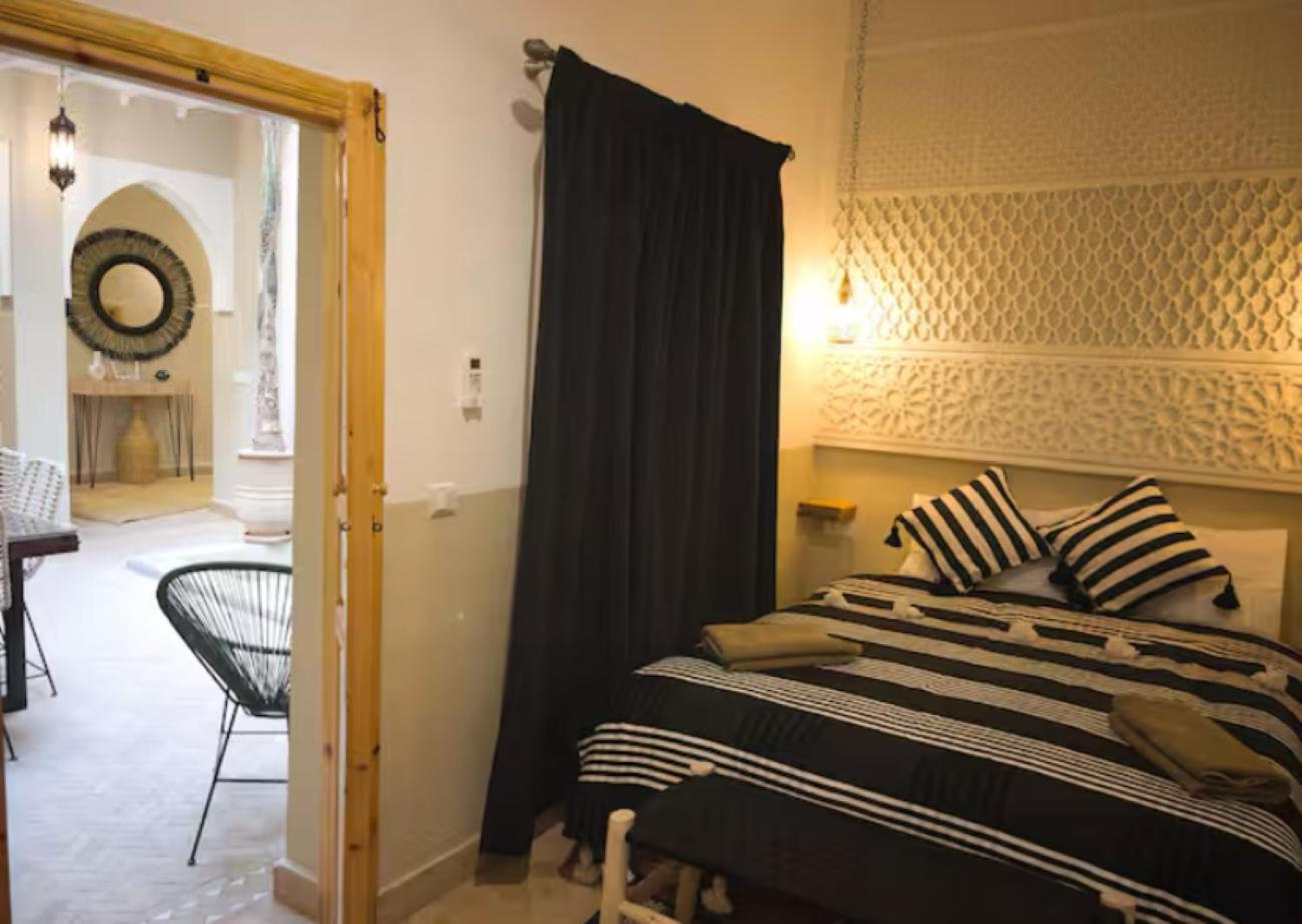 Riad Ravissant Avec 4 Et Belle Terrasse Avec Bassin Sur Le Toit