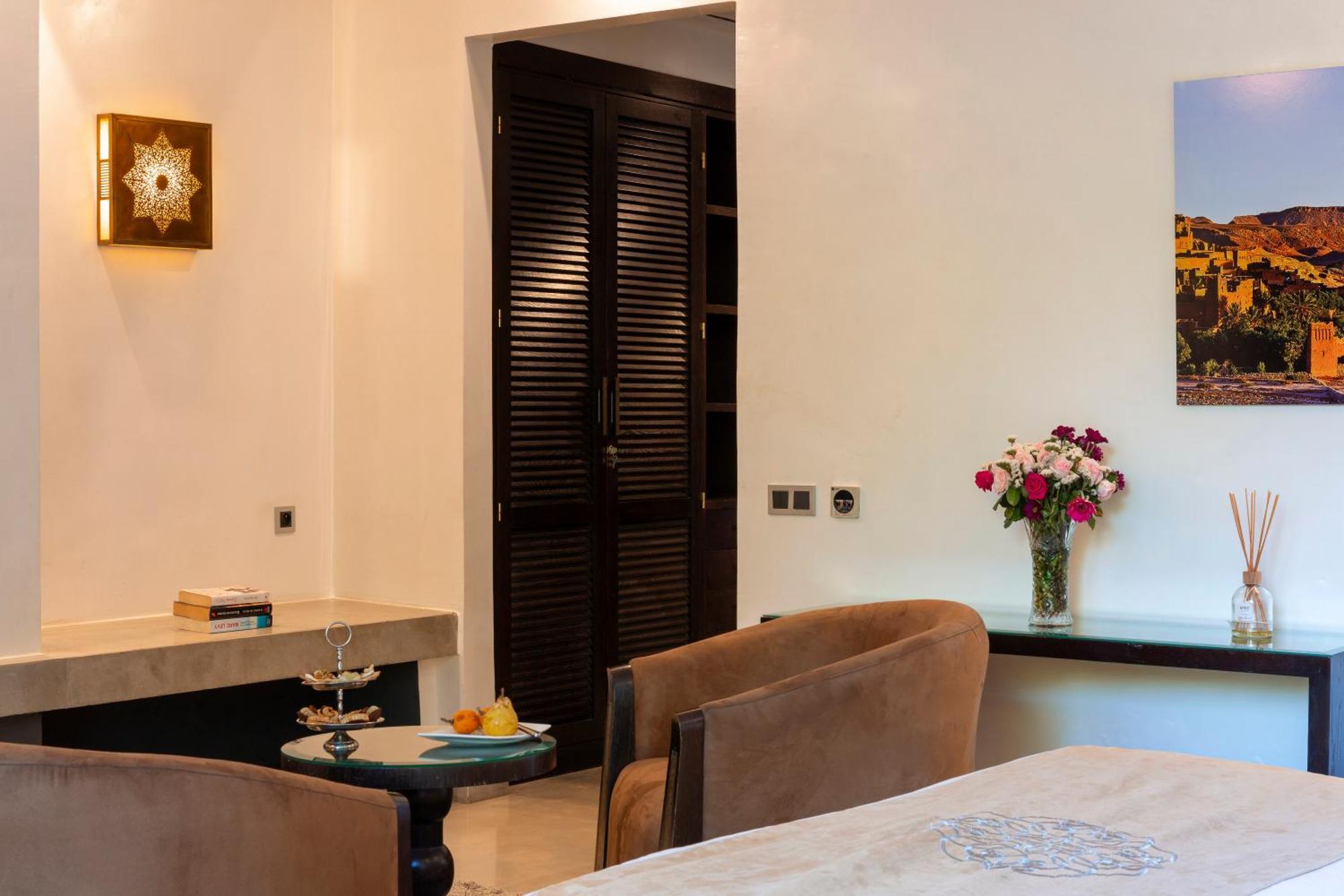 Villa Tal Marrakech Sejour Vip Avec Piscine, Restaurant Et Services Premium *