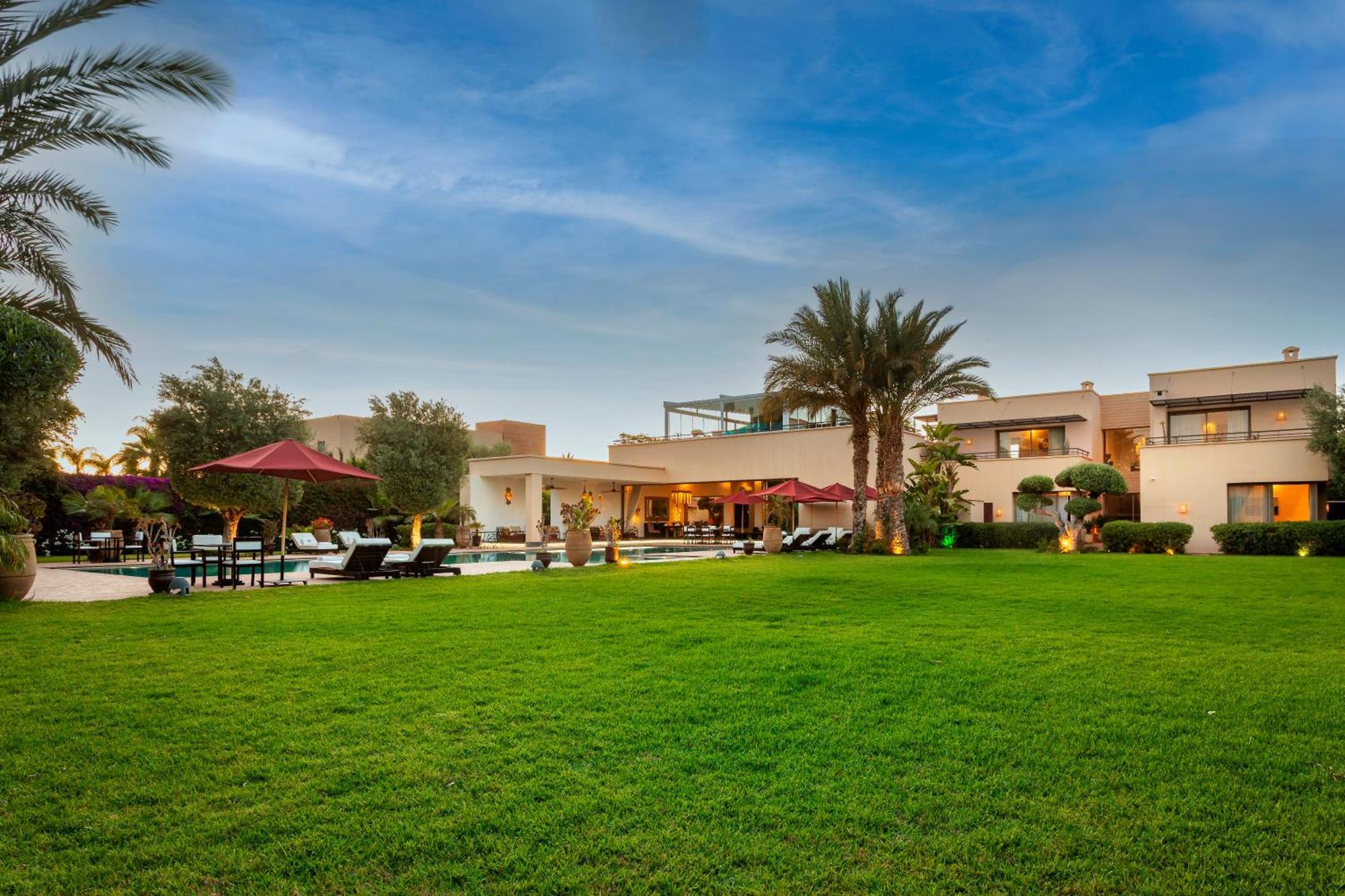 Tal Marrakech Sejour Vip Avec Piscine, Restaurant Et Services Premium Villa Marrakesh