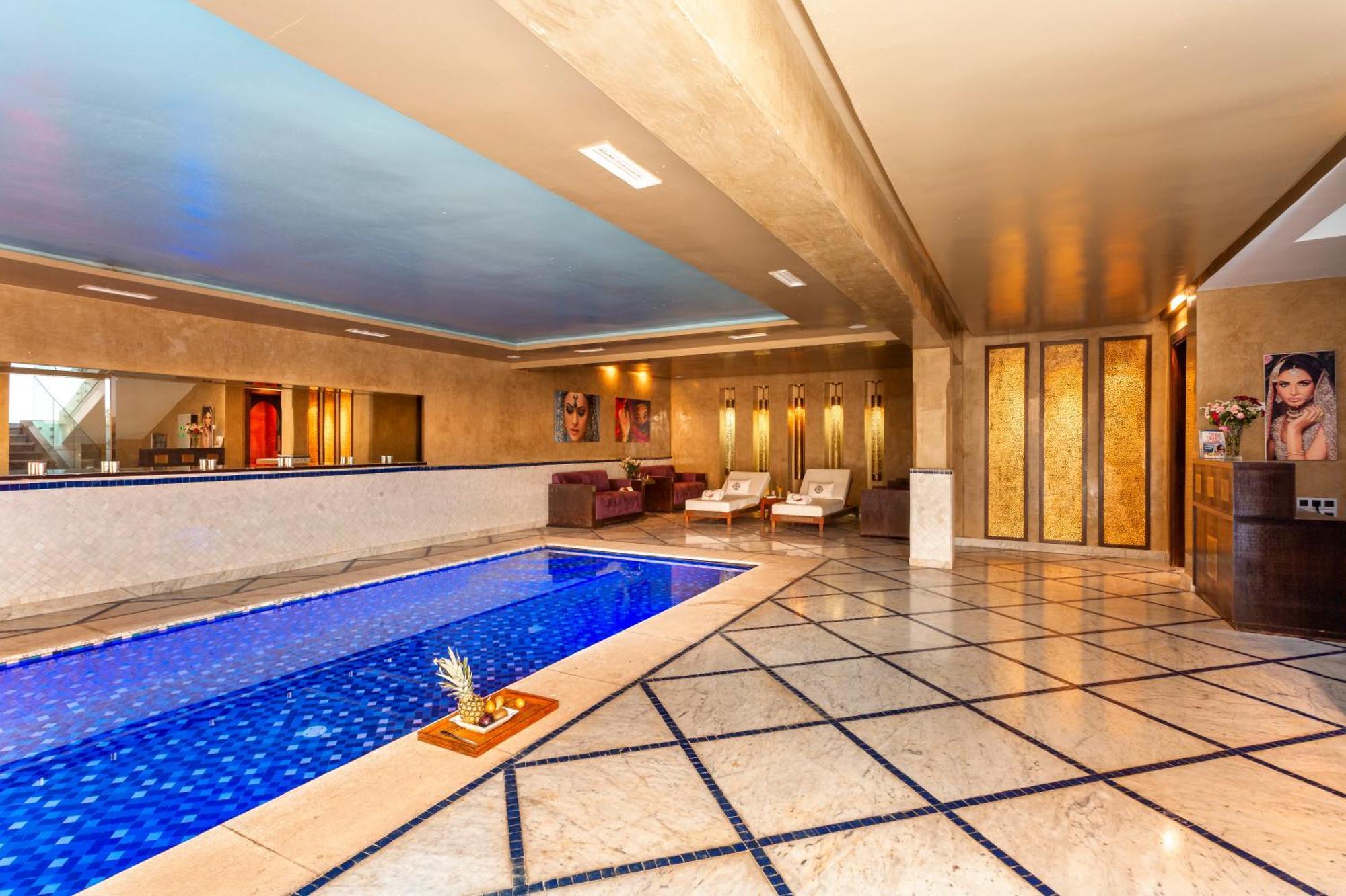 Villa Tal Marrakech Sejour Vip Avec Piscine, Restaurant Et Services Premium