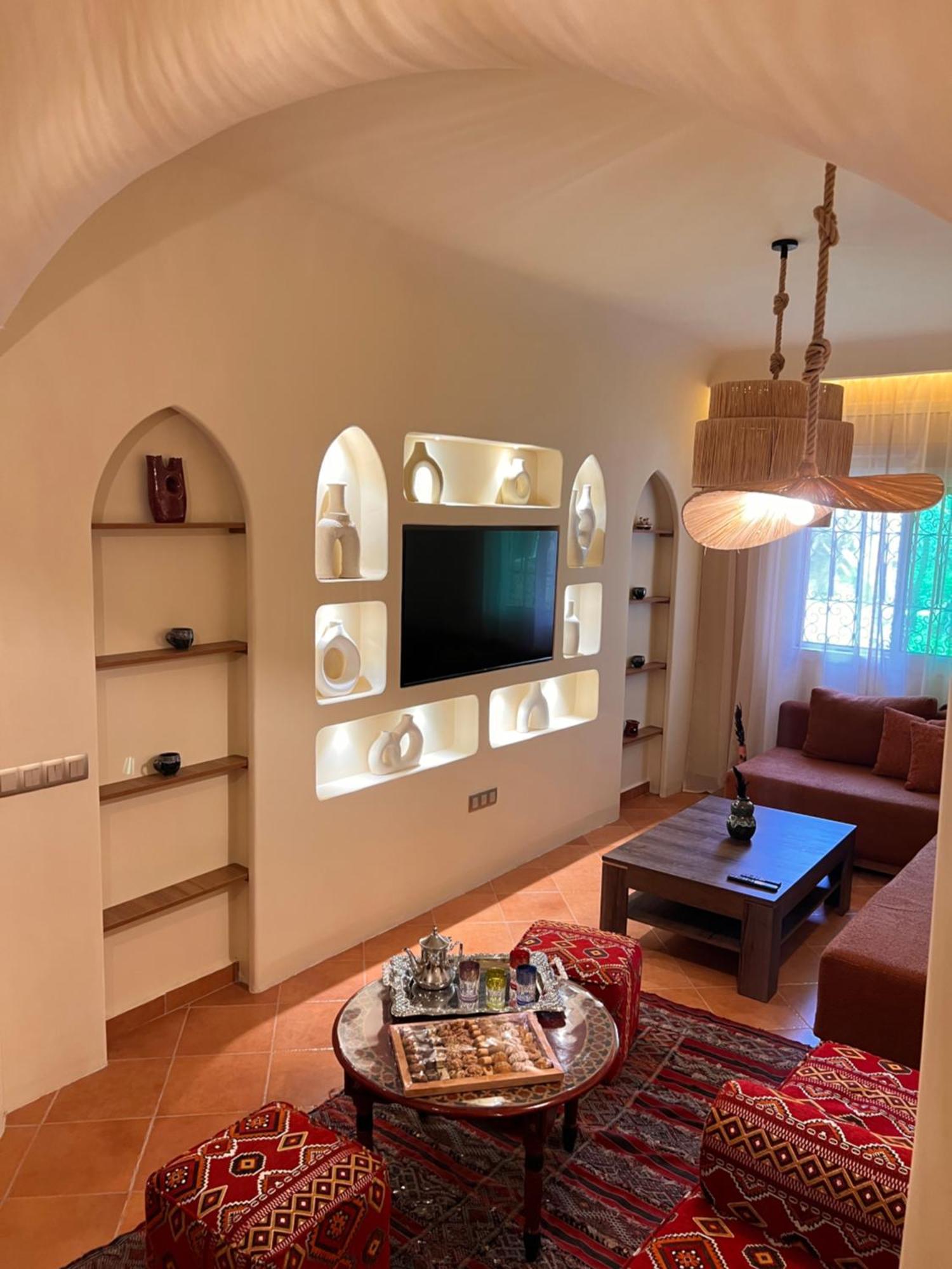 Appartement F3 Exceptionnel A Gueliz - A 5 Min De La Gare - Piscine, Wi-fi Et Parking Au Coeur De Marrakech