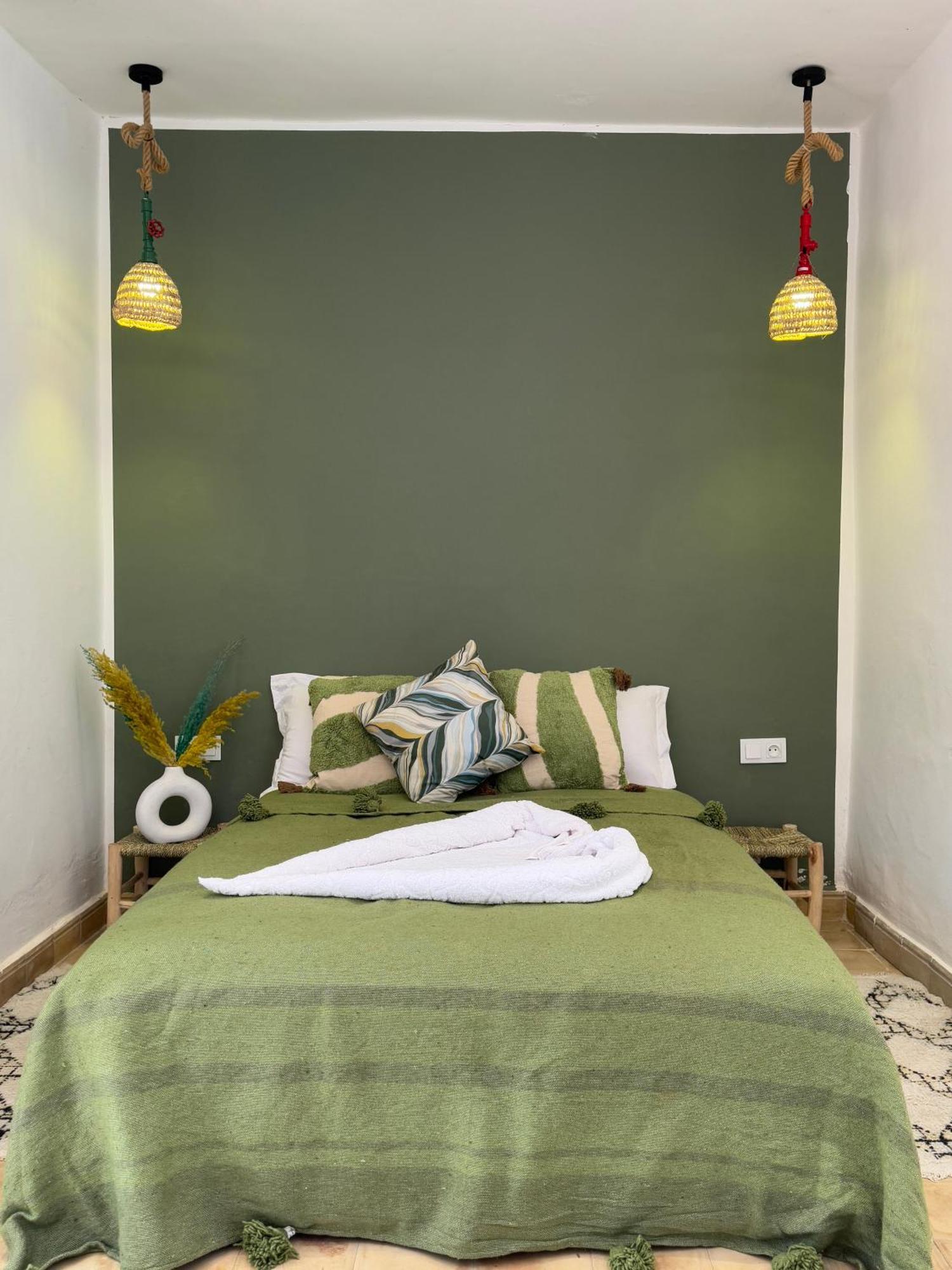 Marrakech -10min Away- Peaceful With A Private Pool Villa *