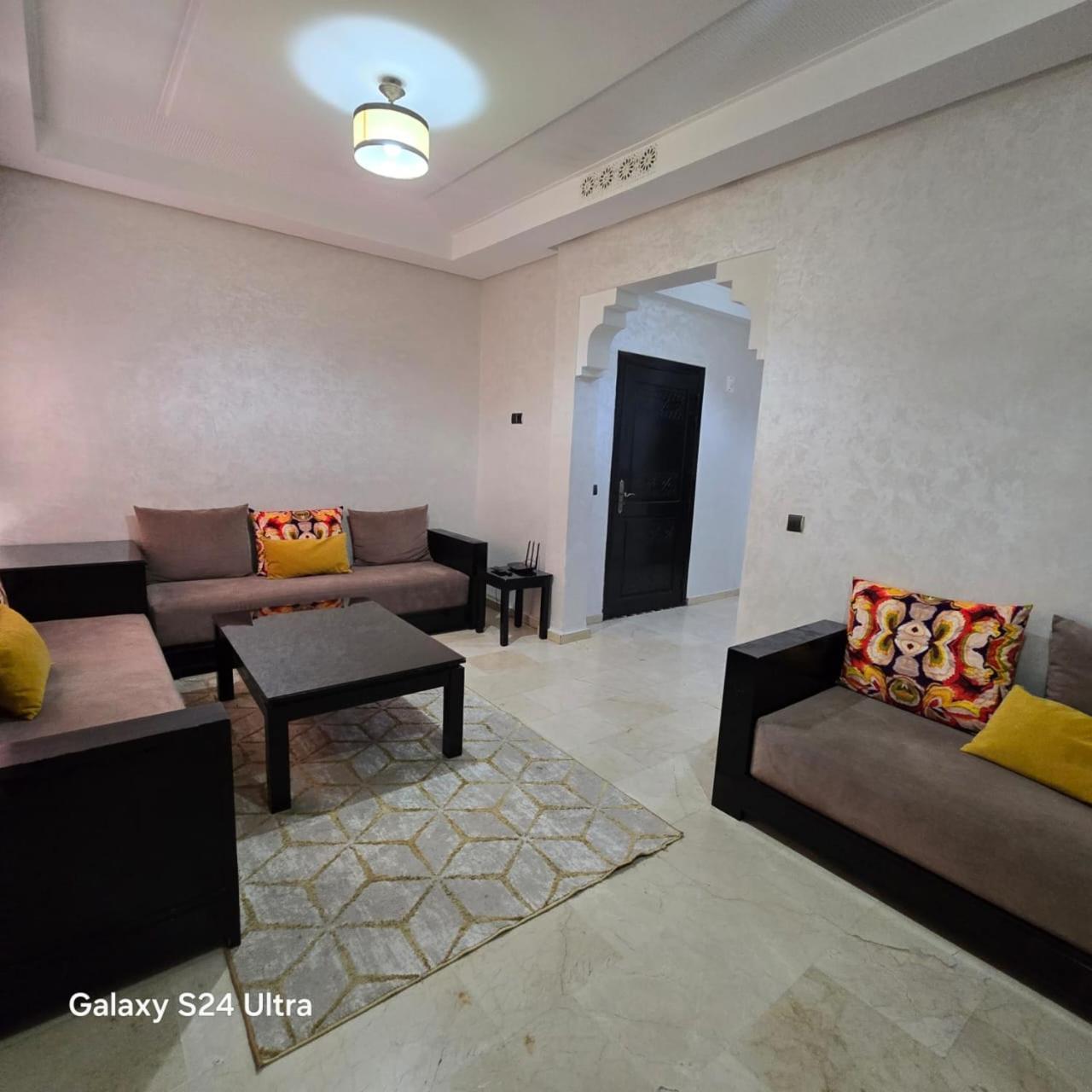 Confortable Rez-de-jardin Avec 5 Piscines Appartement