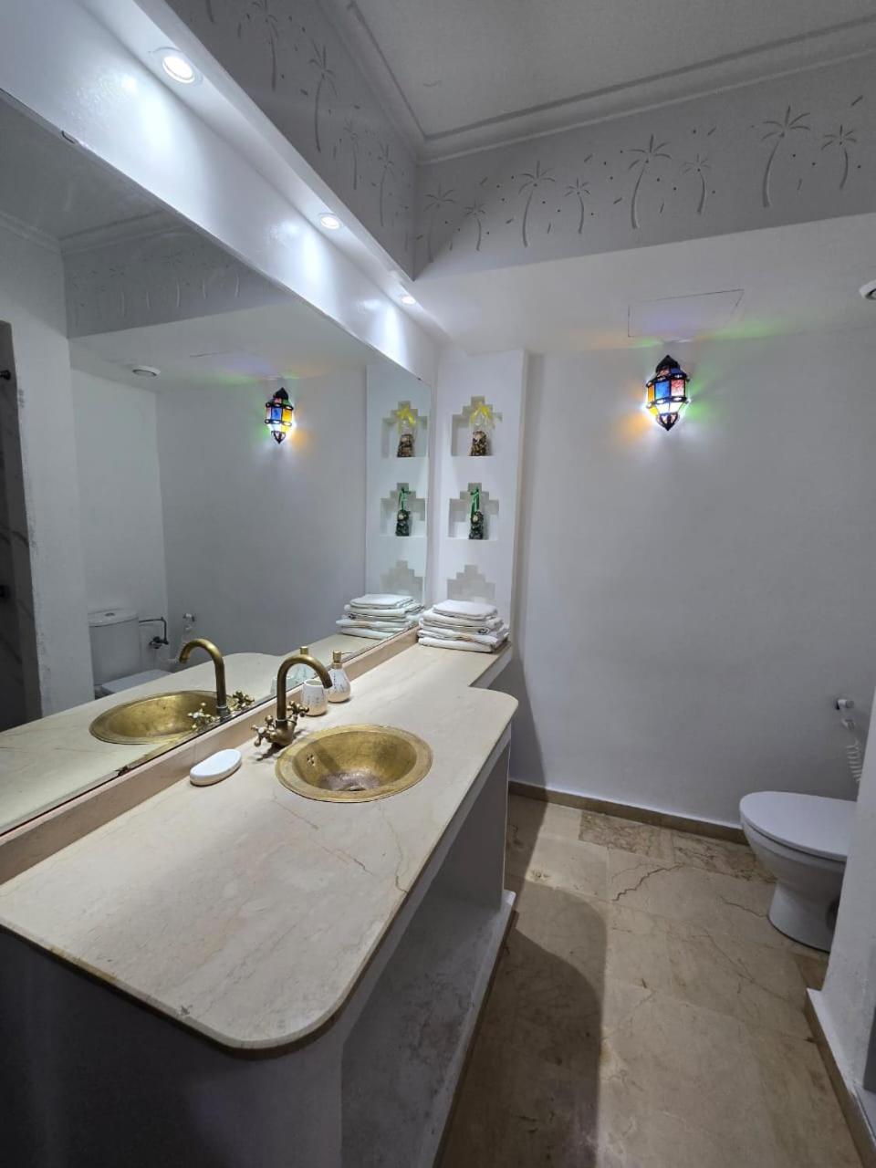 Appartement Confortable Rez-de-jardin Avec 5 Piscines Marrakesh
