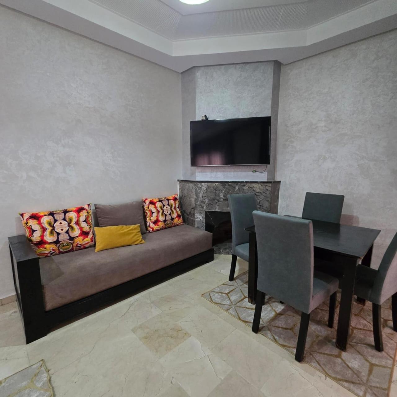 Confortable Rez-de-jardin Avec 5 Piscines Appartement
