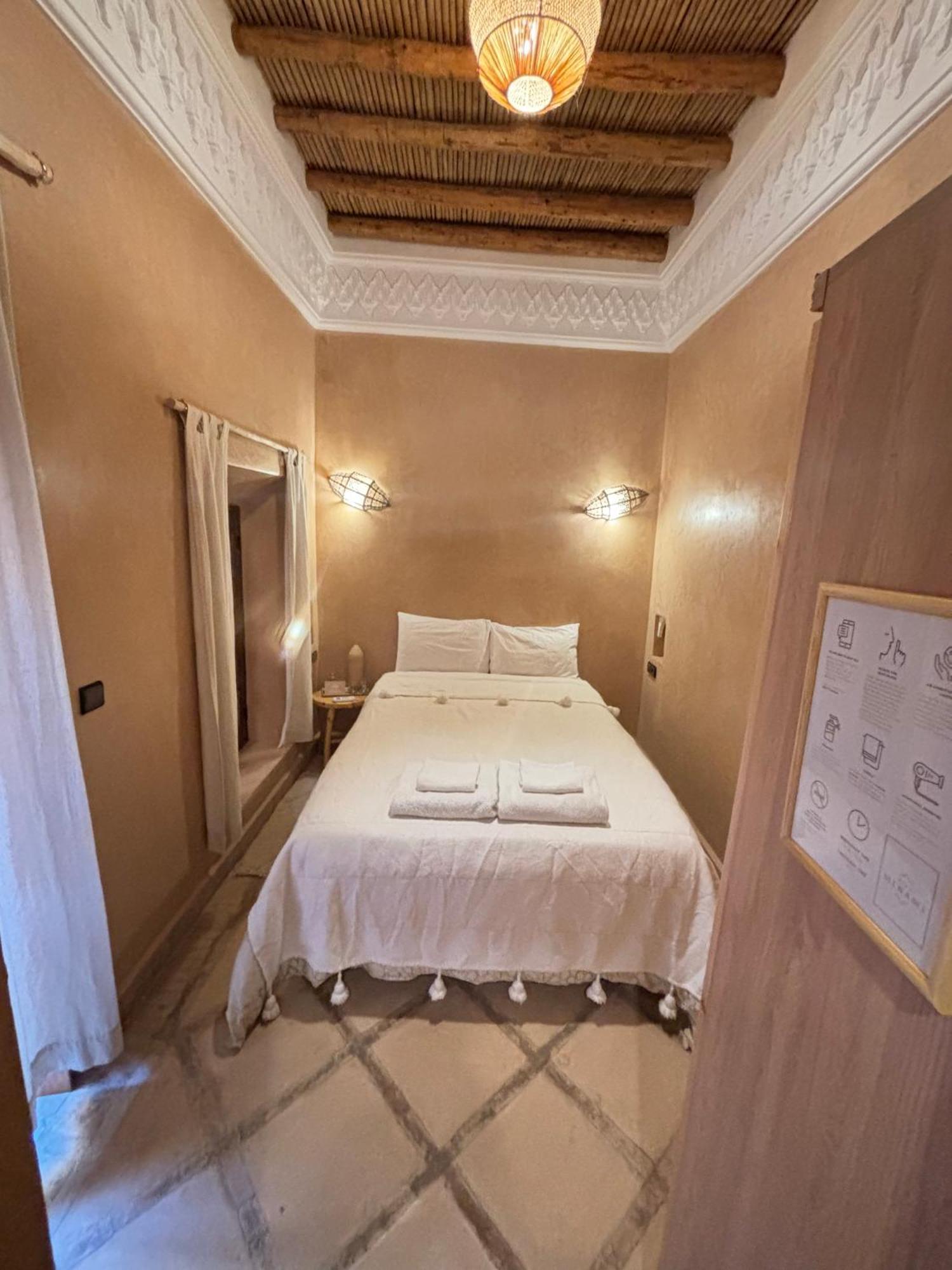 Bed & Breakfast Minami *