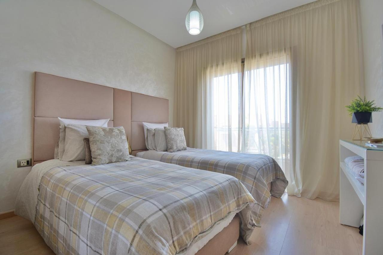 Jade Haven 2 Bed Golf View Apartment