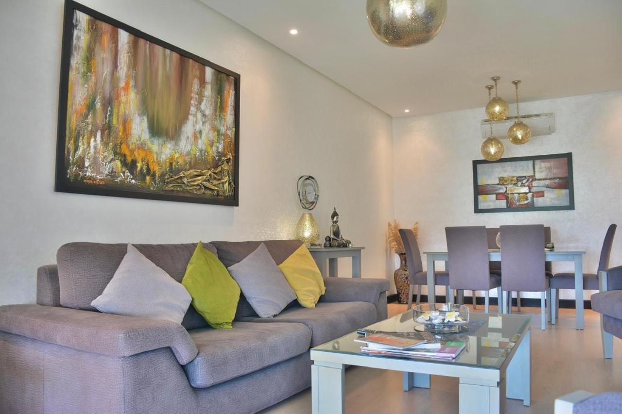 Jade Haven 2 Bed Golf View Apartment