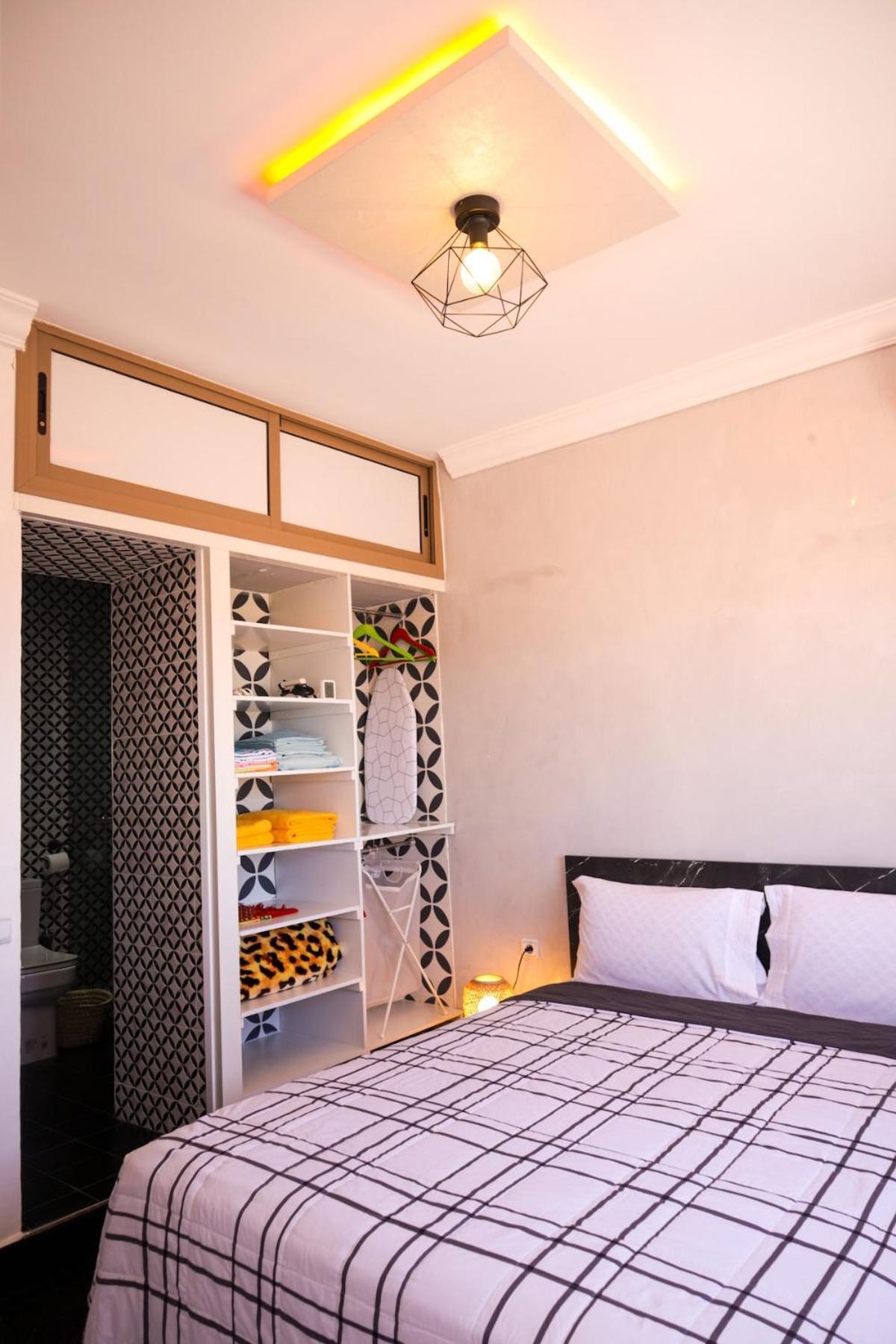 Marjane Corner 2 Bedrooms 2 Bathrooms Wi-fi Fibre Climatisation *