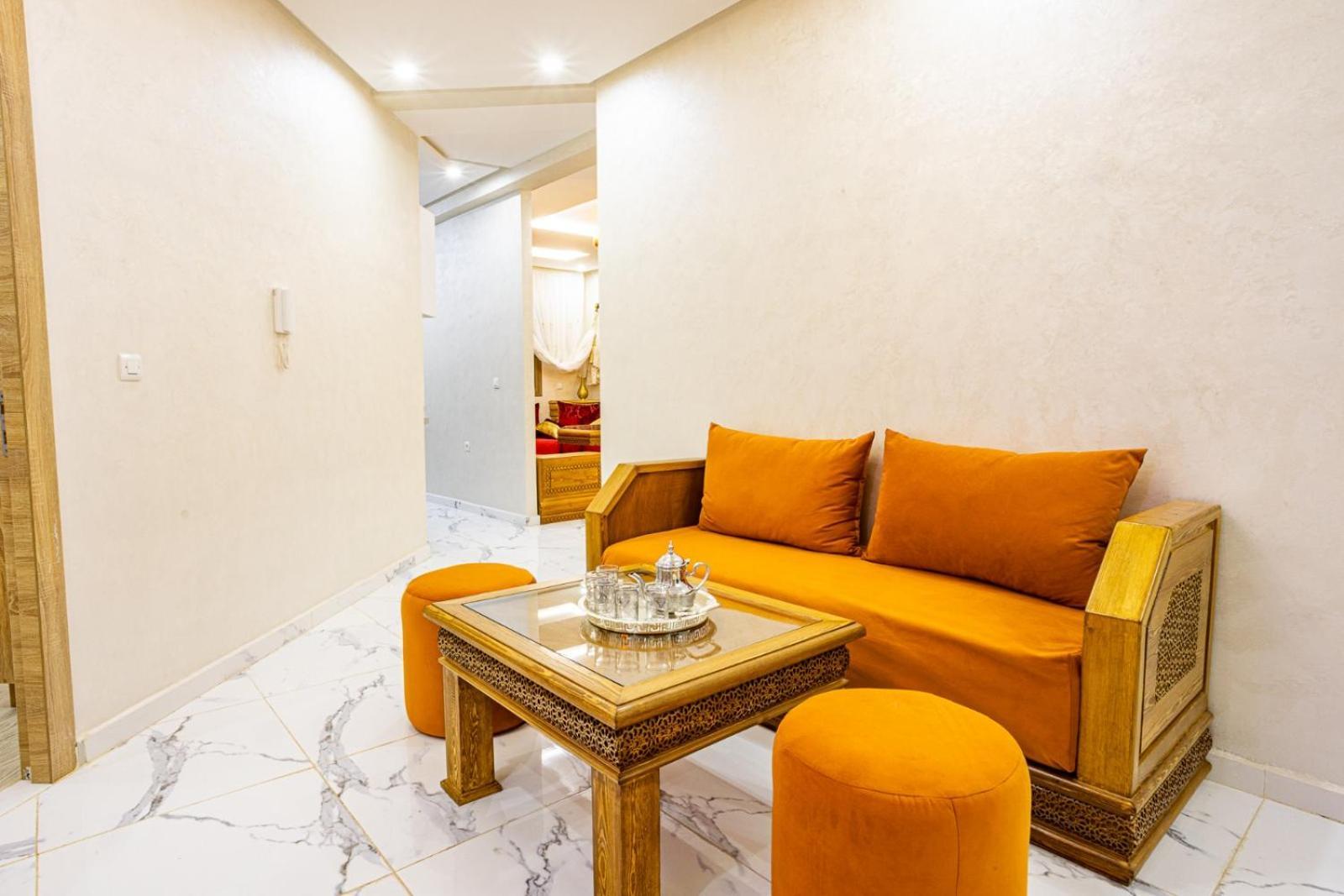 Apartment Hags - Traditional Modern Apartment, Full Ac, 10m From Airport