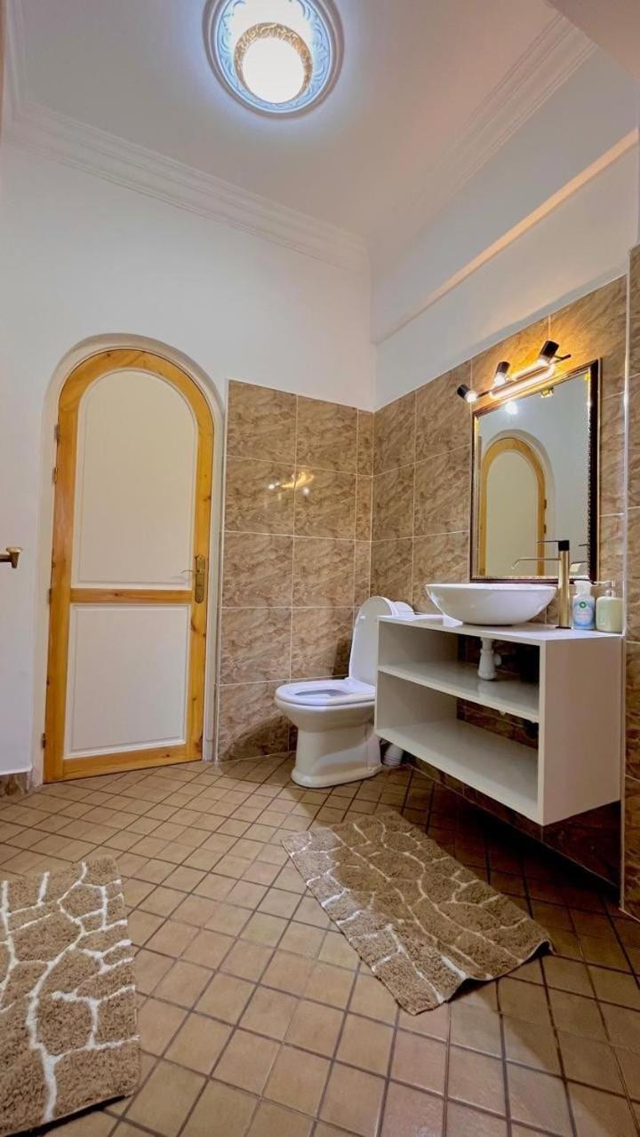 Charmante Maison Avec Jardin Et Piscine Apartment