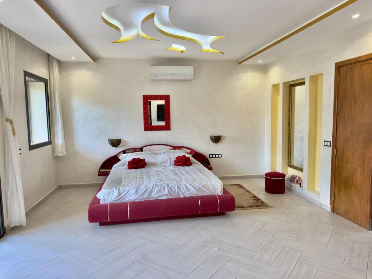 Marracash 17m Mosaic Pool Marrakesh
