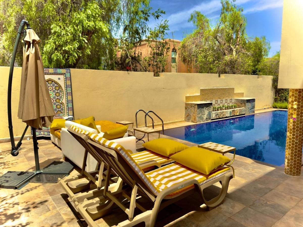 Marracash 17m Mosaic Pool
