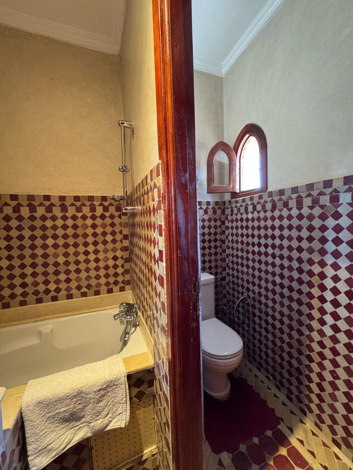 Luxury Private Riad, Air-conditioned And Pool Hébergement de vacances