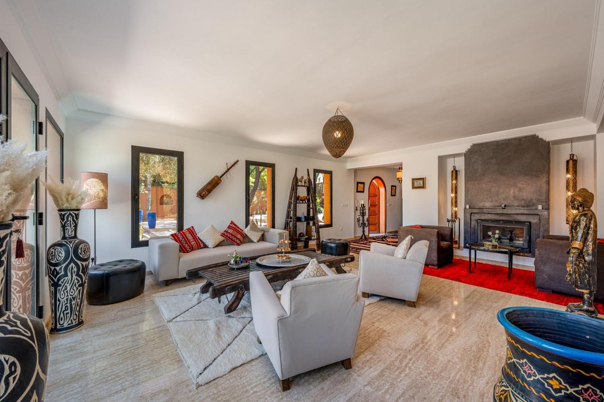 Villa Simari Palmeraie Marrakech Nouveau! Petit Dejeuner Compris-entierement Renovee-superbe Piscine Privee Chauffee-personnel De Maison Inclus-grand Jardin De 2000m2-terrain De Petanque-ambiance Typique Berbere-havre De Paix
