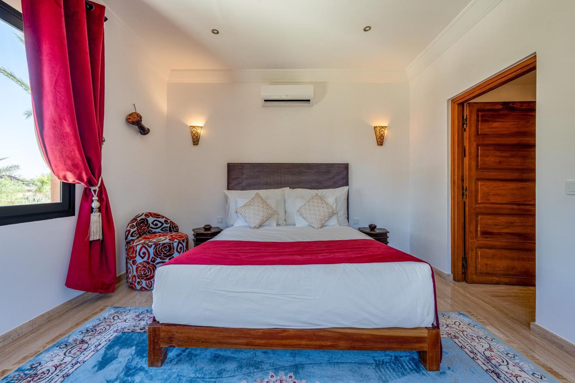 Simari Palmeraie Marrakech Nouveau! Petit Dejeuner Compris-entierement Renovee-superbe Piscine Privee Chauffee-personnel De Maison Inclus-grand Jardin De 2000m2-terrain De Petanque-ambiance Typique Berbere-havre De Paix Marrakesh