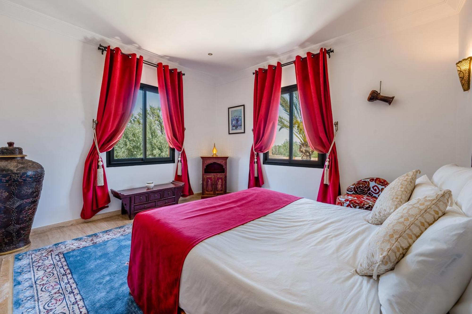 Simari Palmeraie Marrakech Nouveau! Petit Dejeuner Compris-entierement Renovee-superbe Piscine Privee Chauffee-personnel De Maison Inclus-grand Jardin De 2000m2-terrain De Petanque-ambiance Typique Berbere-havre De Paix Villa Marrakesh