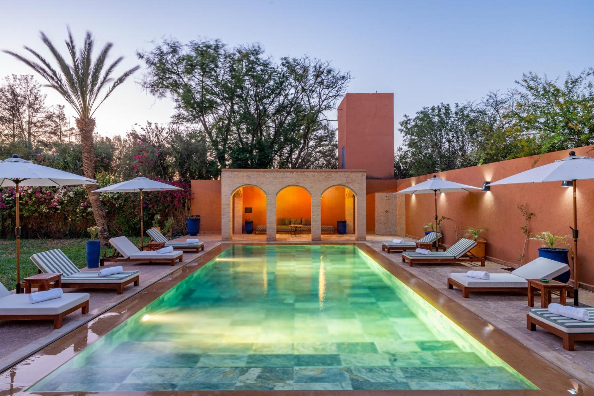 Simari Palmeraie Marrakech Nouveau! Petit Dejeuner Compris-entierement Renovee-superbe Piscine Privee Chauffee-personnel De Maison Inclus-grand Jardin De 2000m2-terrain De Petanque-ambiance Typique Berbere-havre De Paix Villa Marrakesh
