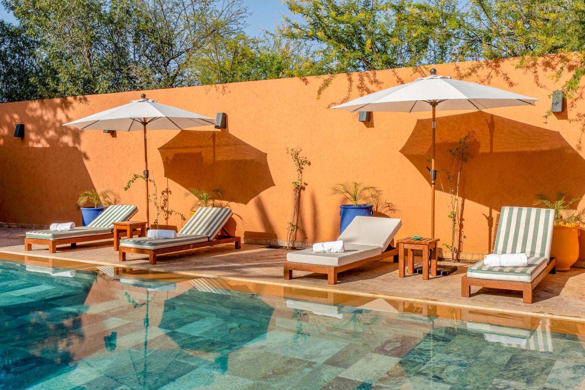 Simari Palmeraie Marrakech Nouveau! Petit Dejeuner Compris-entierement Renovee-superbe Piscine Privee Chauffee-personnel De Maison Inclus-grand Jardin De 2000m2-terrain De Petanque-ambiance Typique Berbere-havre De Paix Villa Marrakesh