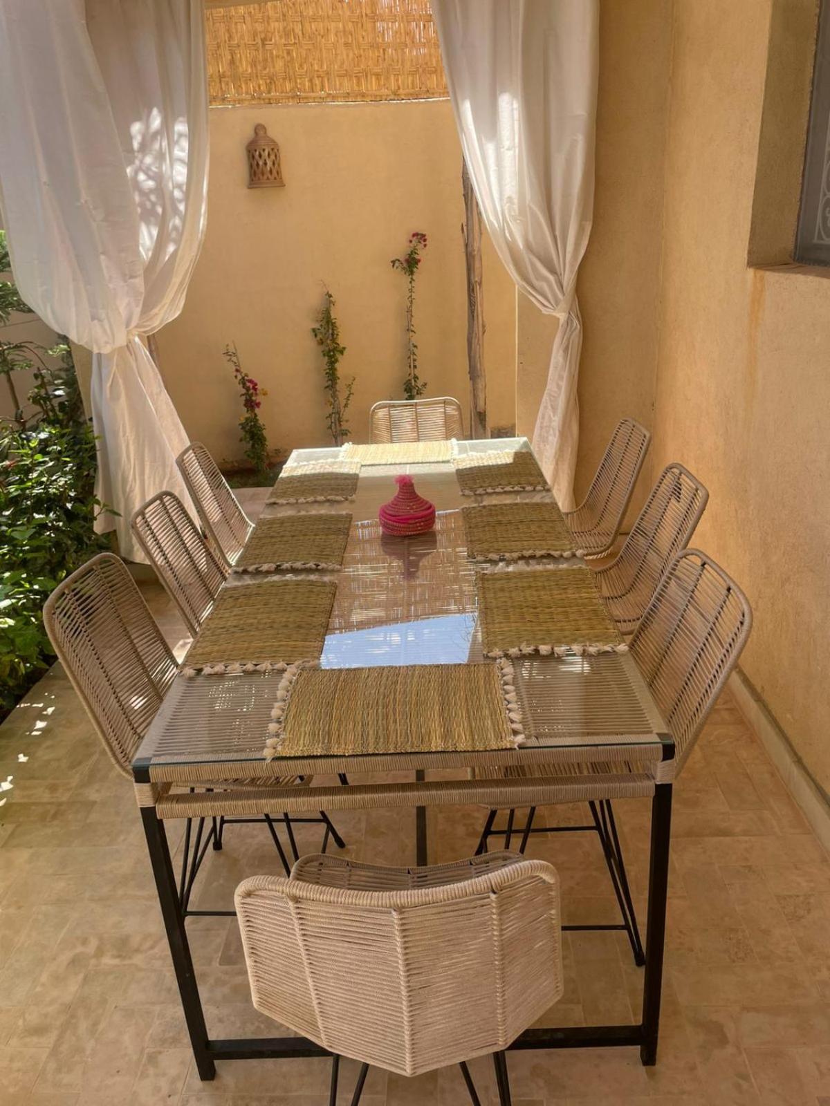 El Ilham Reservee Aux Familles Villa *
