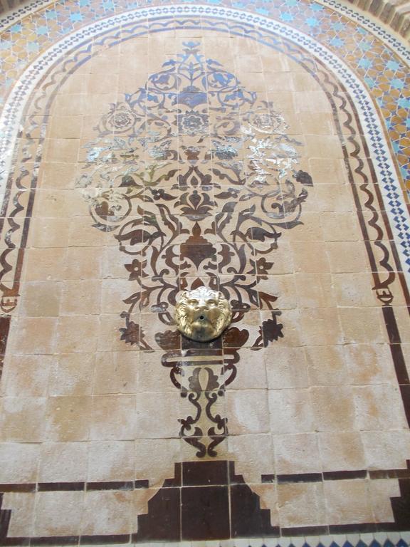 Riad Bonheur 2*