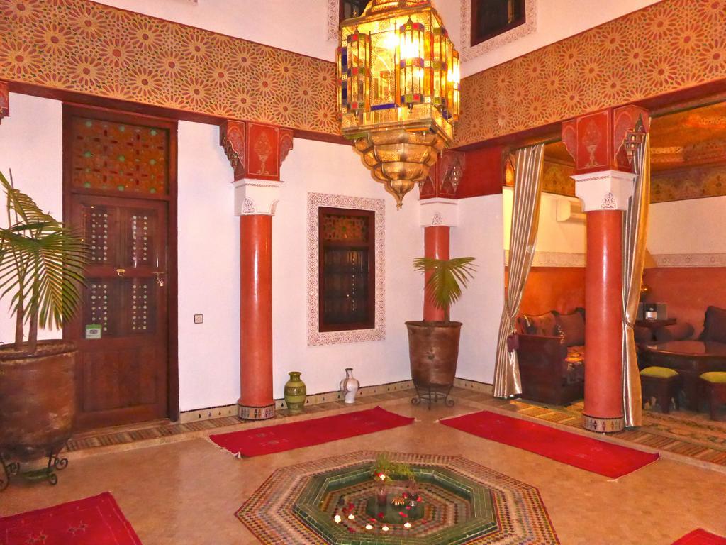 Riad Lila Riad