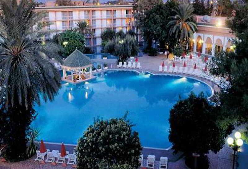 Albatros Garden Hotel 4*