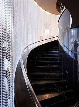 La Renaissance Hotel 4*