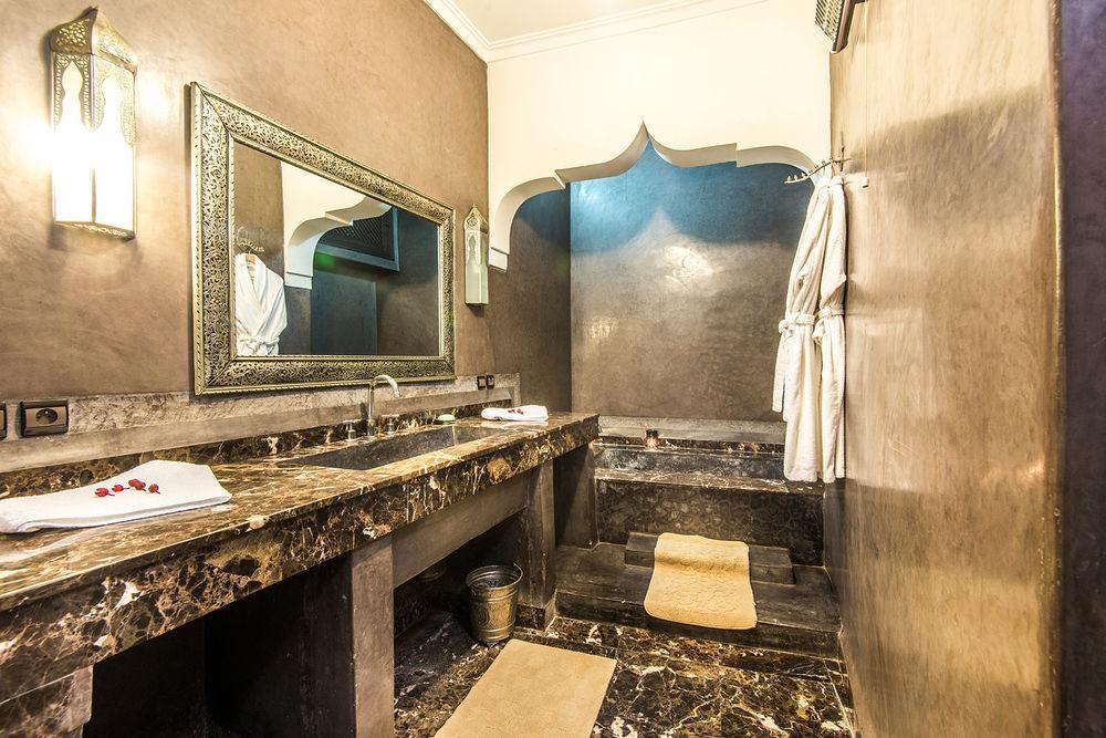 El Noujoum Riad 4*
