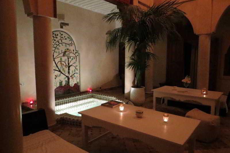 Awinati Location Privatisee ,piscine Chauffee , Beau Rooftop 3* Marrakesch