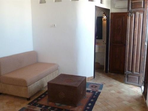 Riad Des Lys 3*
