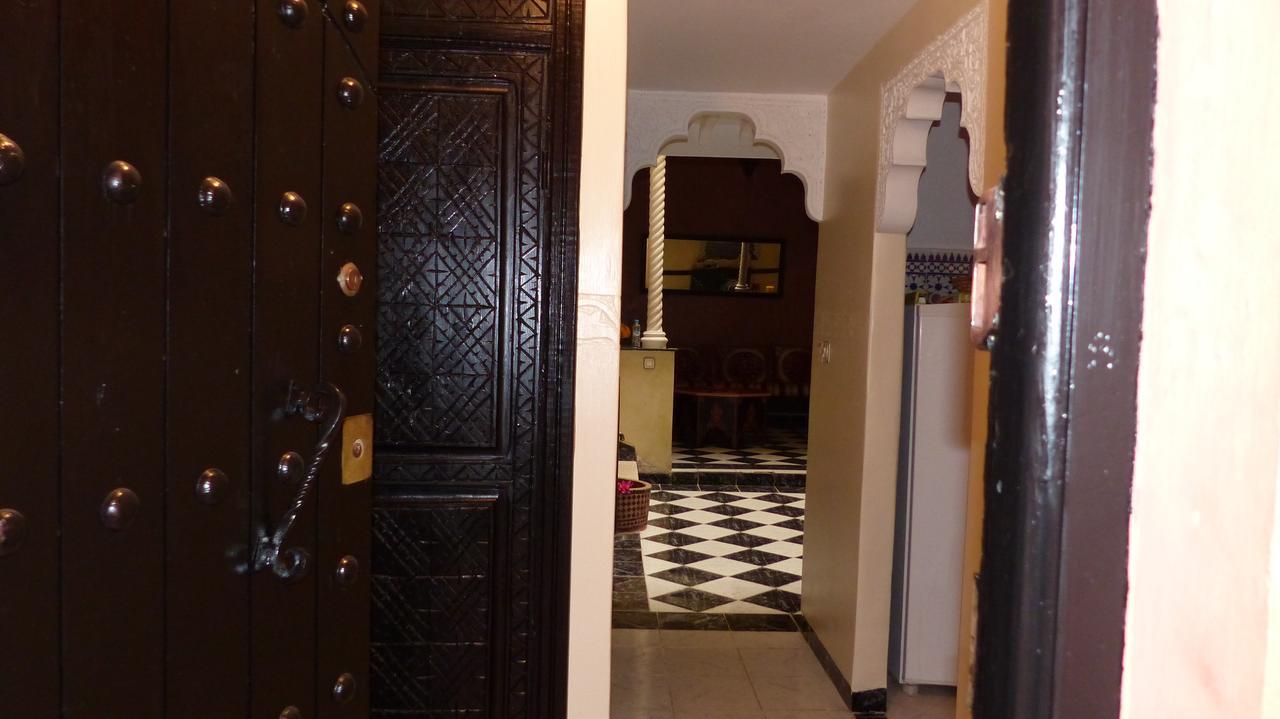 Les Portes De La Medina *