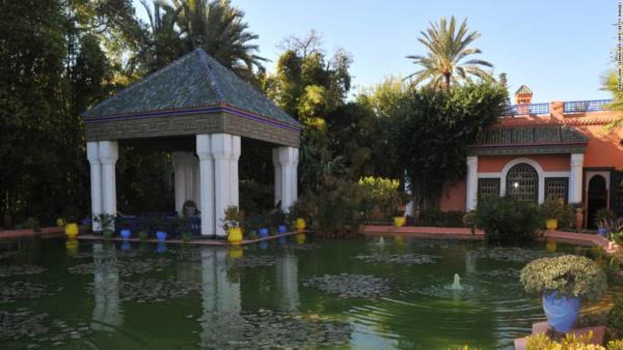 Apartment Yves Saint Laurent Apart Marrakesh