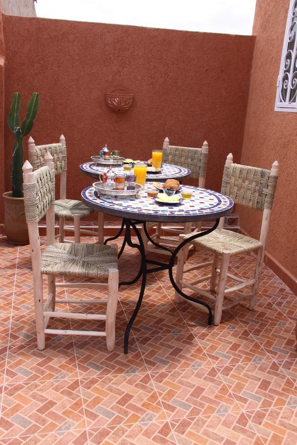 Pensión Dar Dikrayat 3*