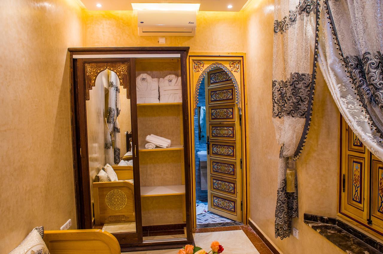 Qamar Riad 3*