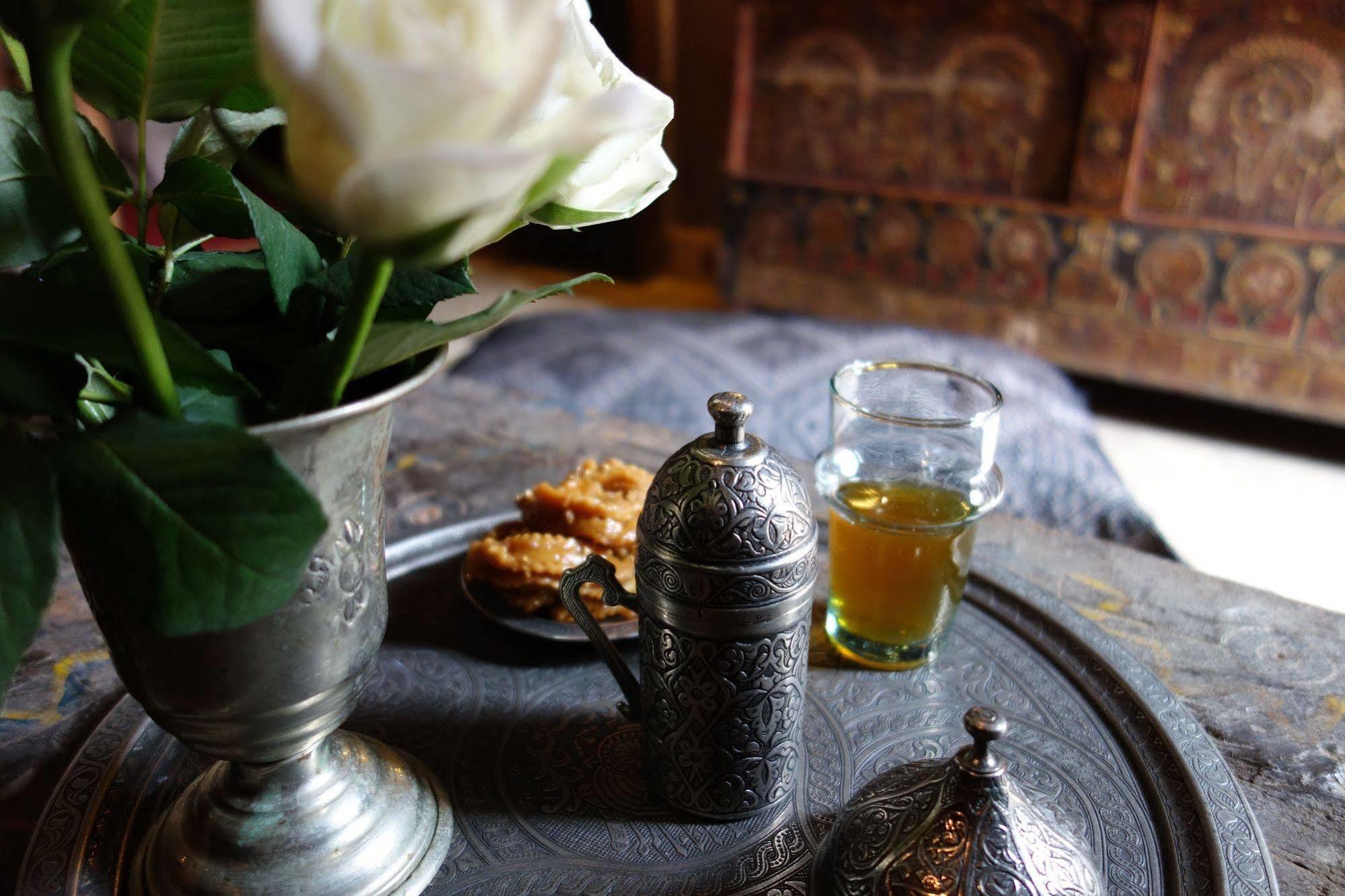 Riad Khol