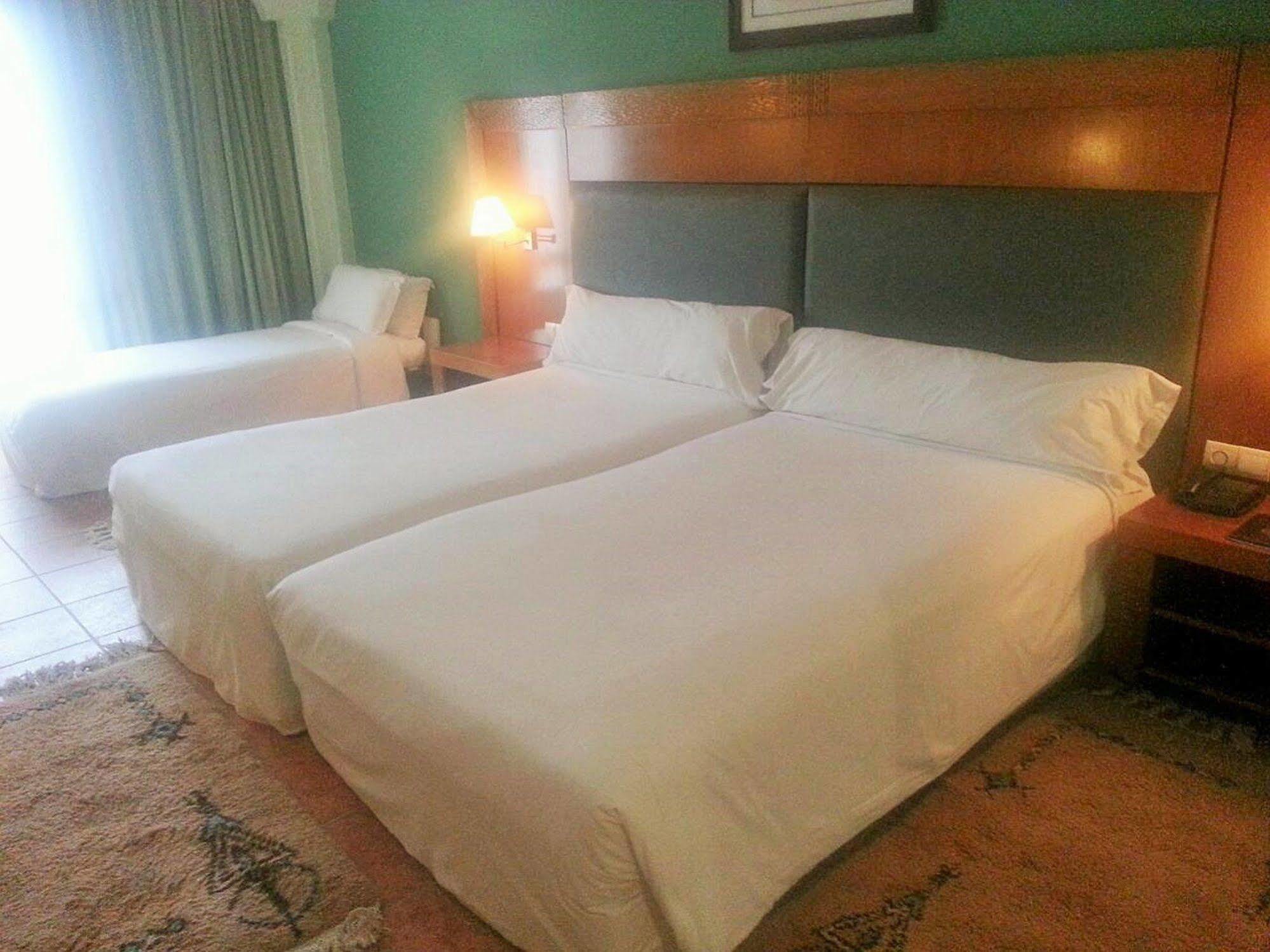 Hotel Grand Mogador Menara & Spa 5*