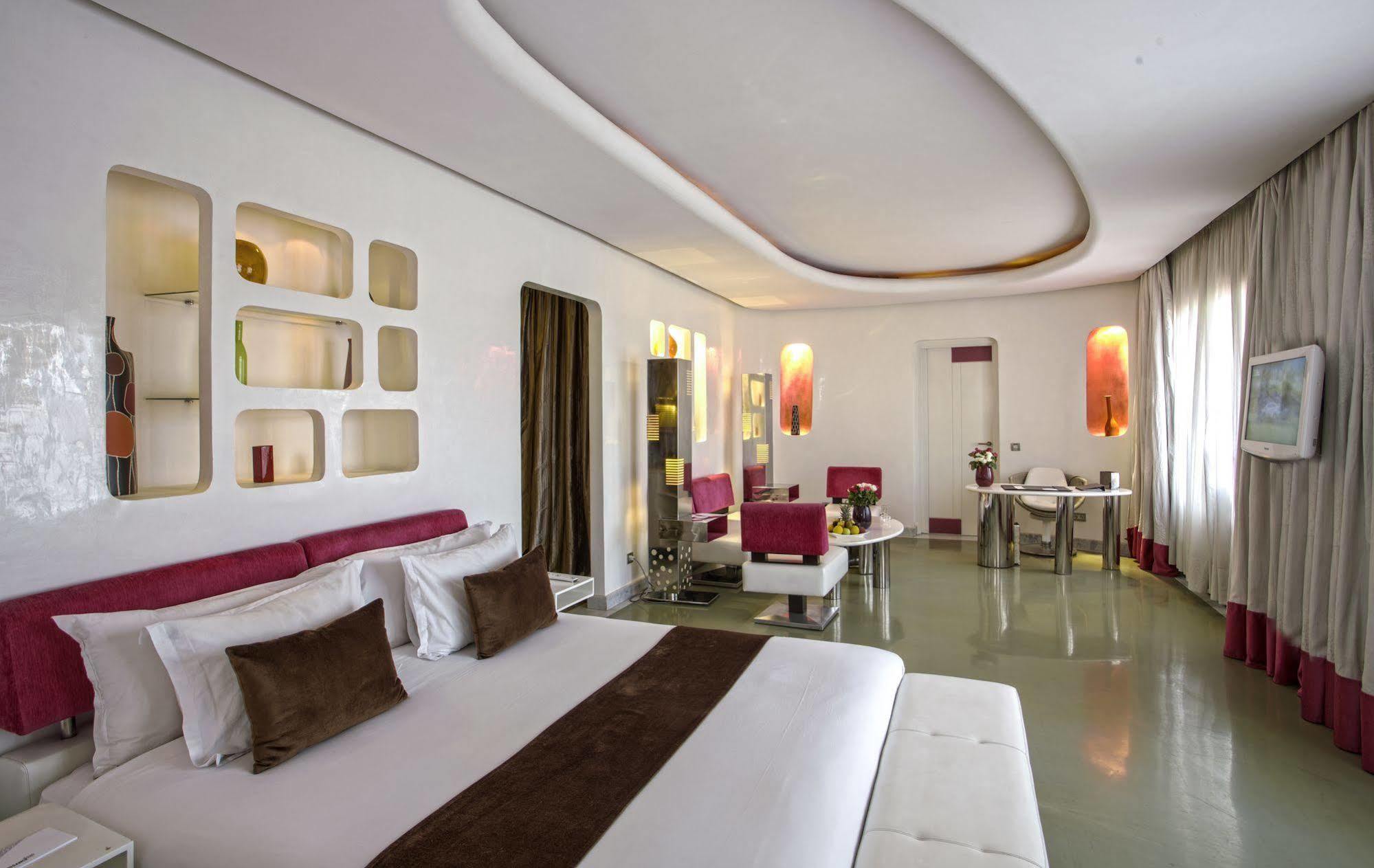 La Renaissance 4*