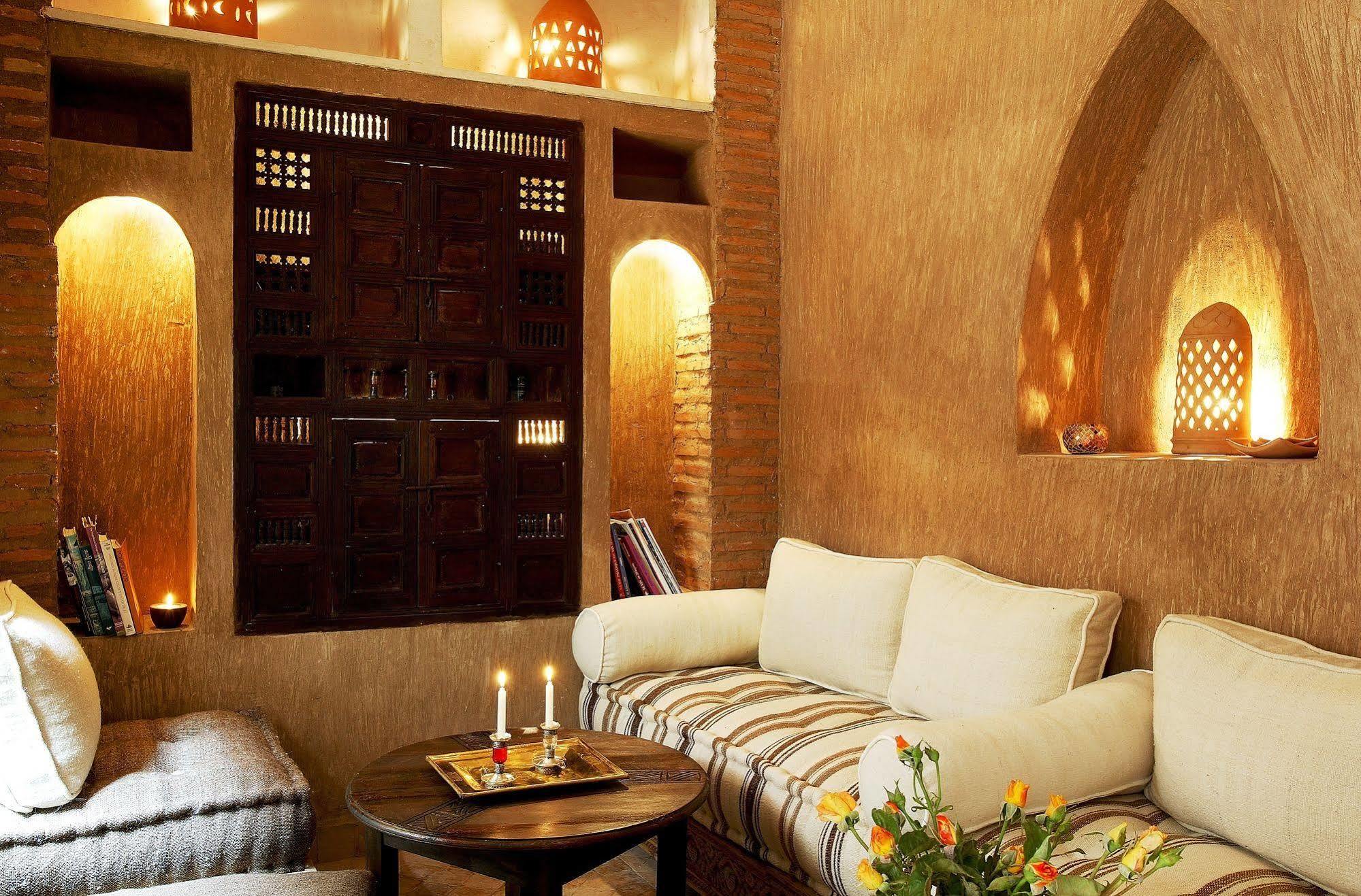 Riad Riad Carina 3*