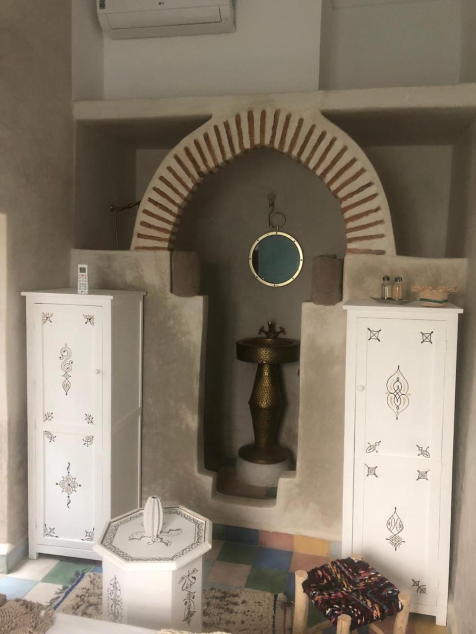 Dar Zioui, Bynour Riad 3*