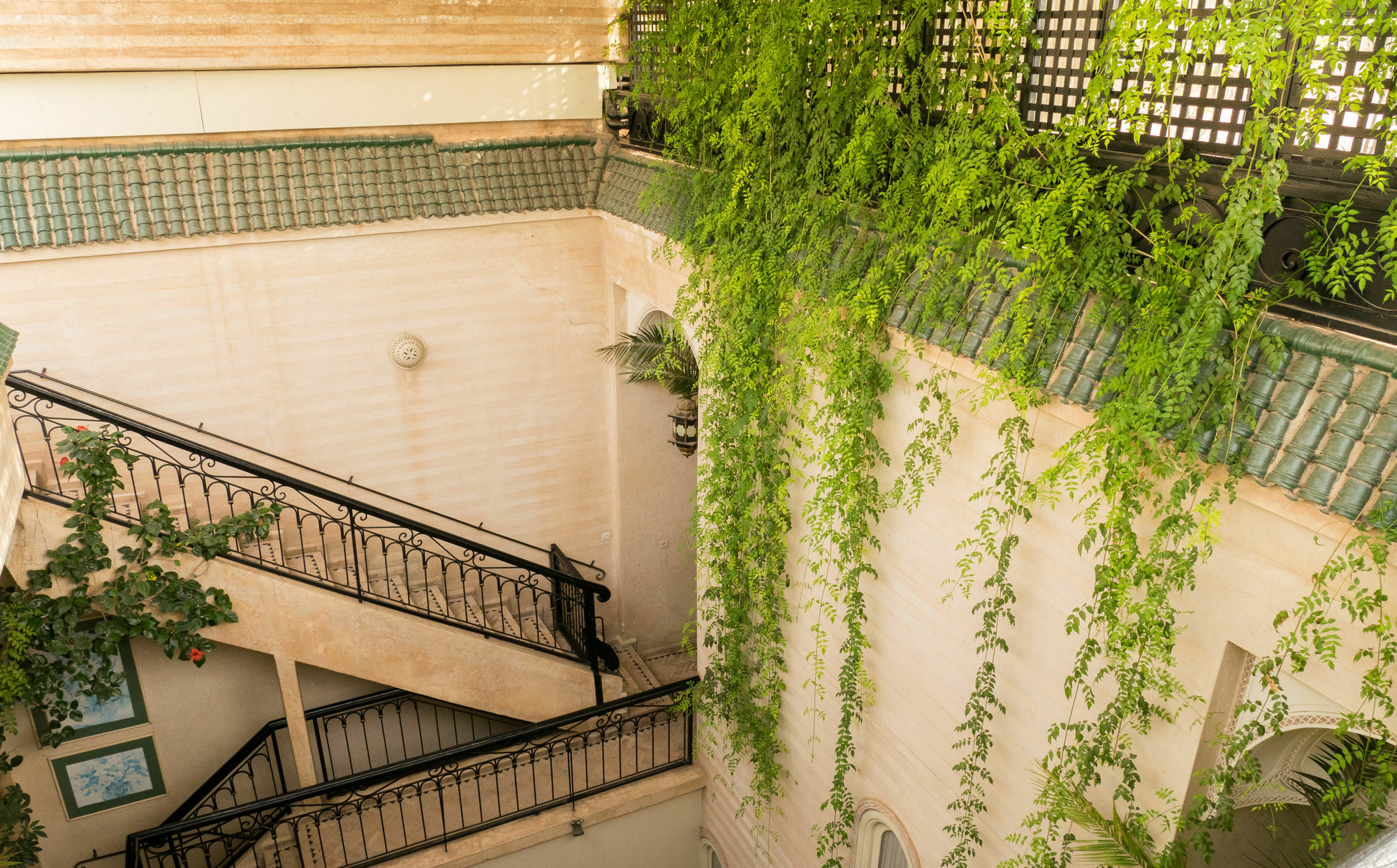 Hasna Espi&spa Riad
