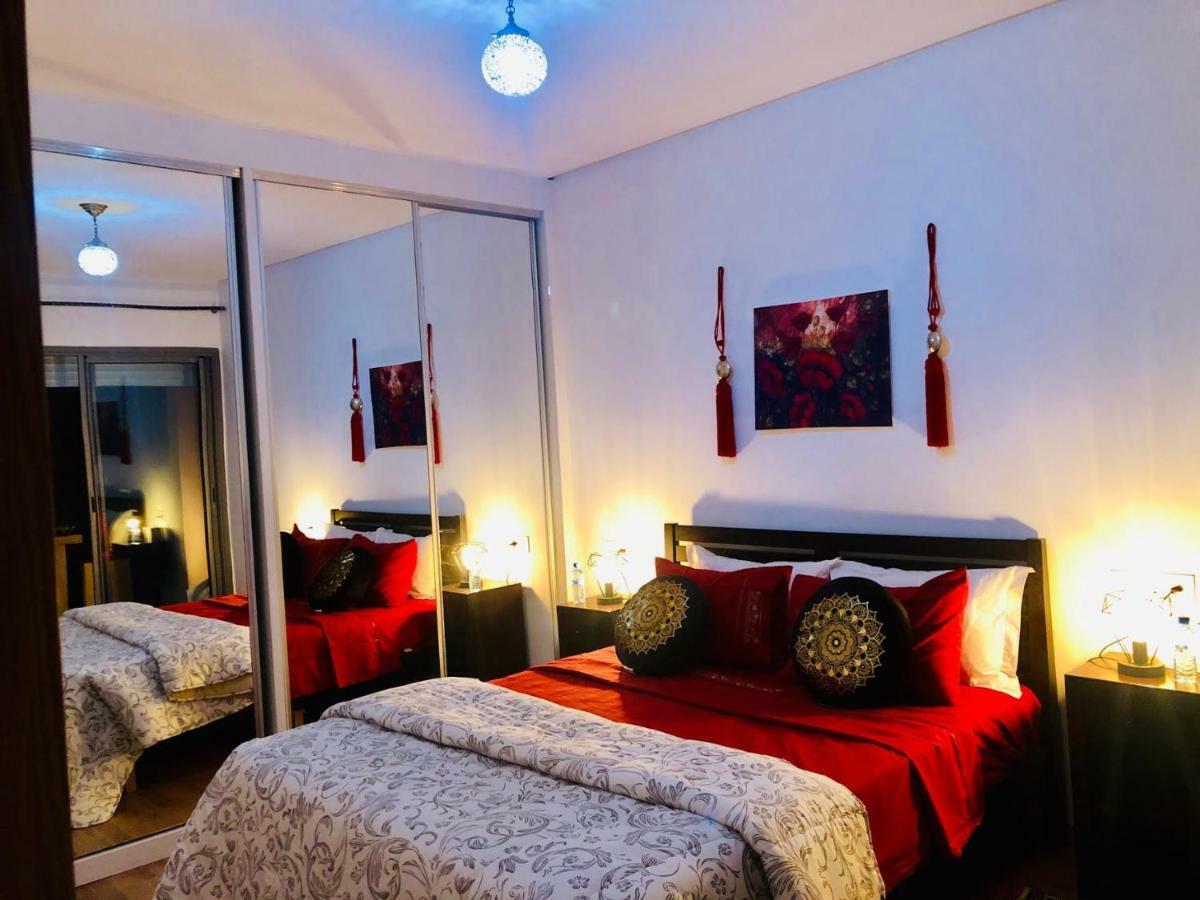 Red Apartment *