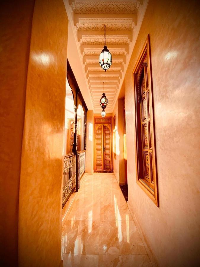 Riad Qamar 3*